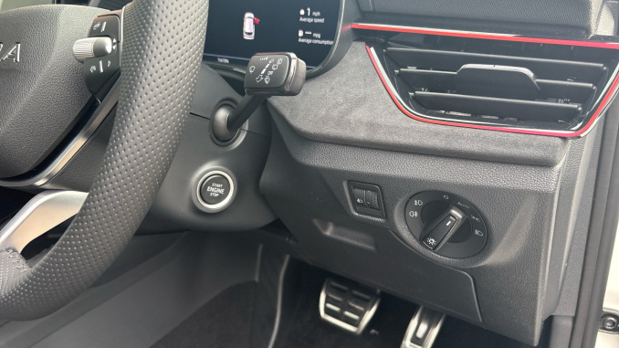 Skoda Kamiq 1.0 TSI Design Edition 5dr DSG Petrol Hatchback - Image 28